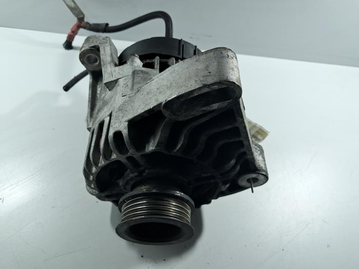 Begagnade Dynamo Fiat Punto Evo (199) 1.2 Euro 4 Pris € 60,50 Inklusive moms erbjuds av De Jonghe Recuparts