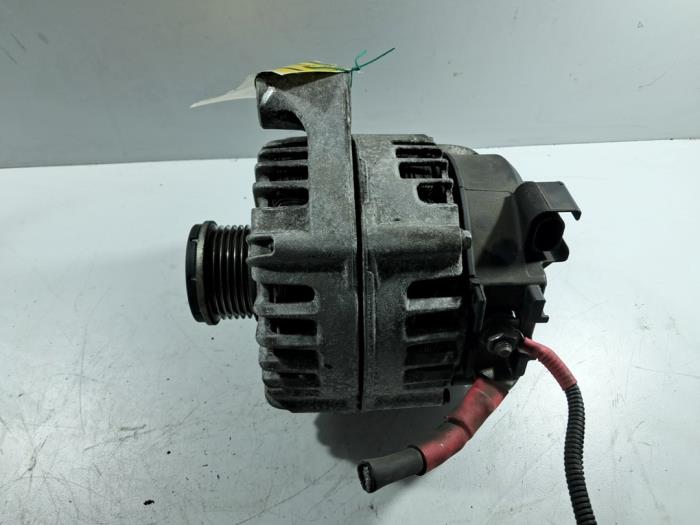 Usagé Dynamo BMW 1 serie (F20) 116d 1.6 16V Efficient Dynamics Prix € 90,75 Prix TTC proposé par De Jonghe Recuparts