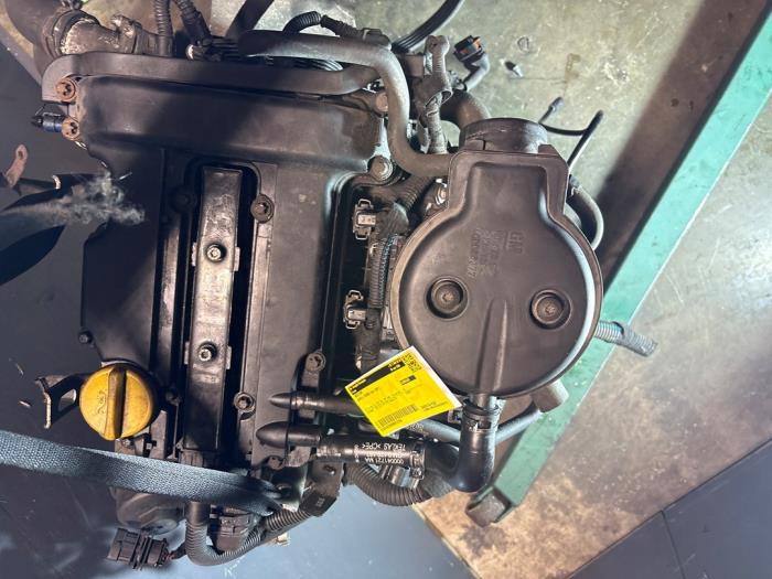 Używane Silnik Opel Corsa C (F08/68) 1.0 12V Cena € 400,00 Procedura marży oferowane przez De Jonghe Recuparts