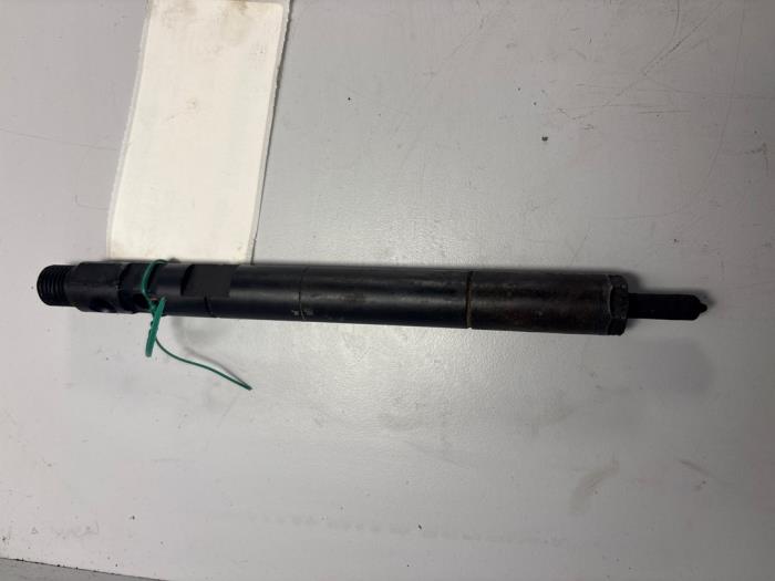 Usagé Injecteurs Mercedes C (W204) 2.2 C-200 CDI 16V Prix € 151,25 Prix TTC proposé par De Jonghe Recuparts