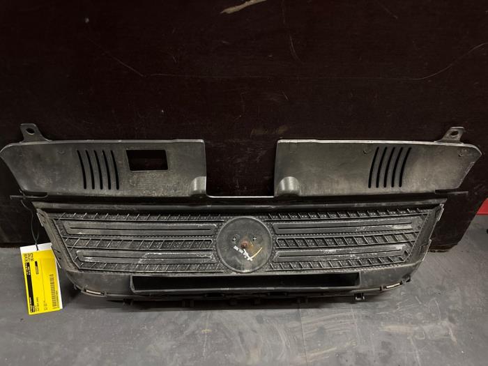 Używane Grill Fiat Idea (350AX) Cena € 24,20 Z VAT oferowane przez De Jonghe Recuparts