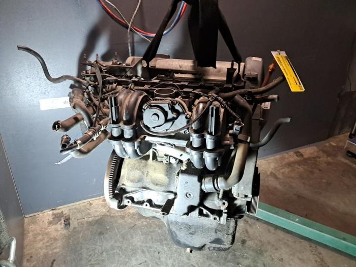 Usagé Moteur Volkswagen Polo III (6N1) 1.4i 60 Prix € 302,50 Prix TTC proposé par De Jonghe Recuparts