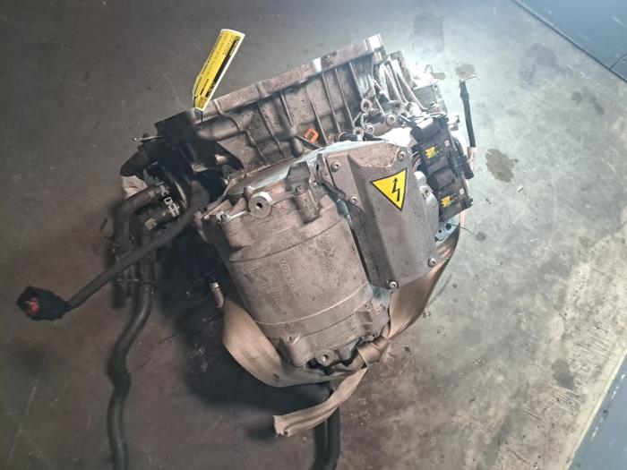 Gebrauchte Getriebe Volvo XC40 (XZ) 1.5 T5 Plug-in Hybrid 16V Preis € 3.025,00 Mit Mehrwertsteuer angeboten von De Jonghe Recuparts