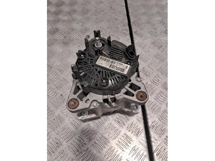 Begagnade Dynamo Renault Grand Scénic IV (RFAR) 1.2 TCE 130 16V Pris € 78,65 Inklusive moms erbjuds av De Jonghe Recuparts