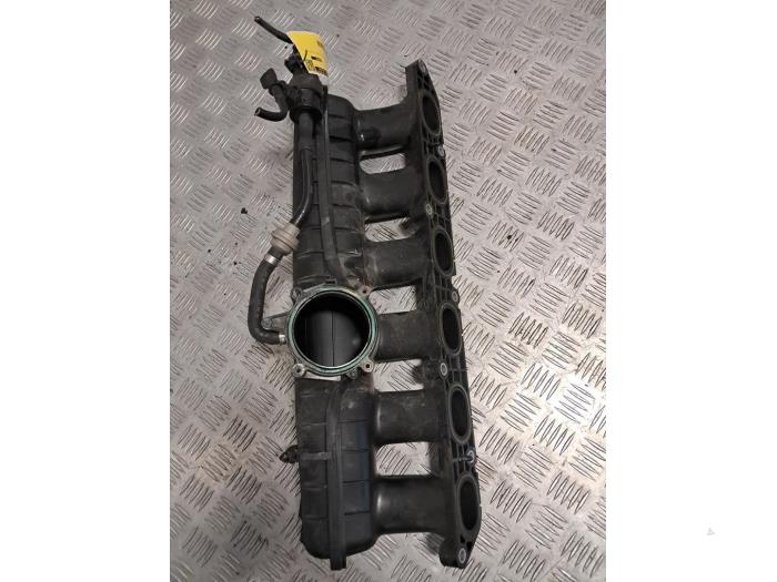 Begagnade Insugsrör Volvo S80 (AR/AS) 3.0 T6 24V AWD Pris € 151,25 Inklusive moms erbjuds av De Jonghe Recuparts