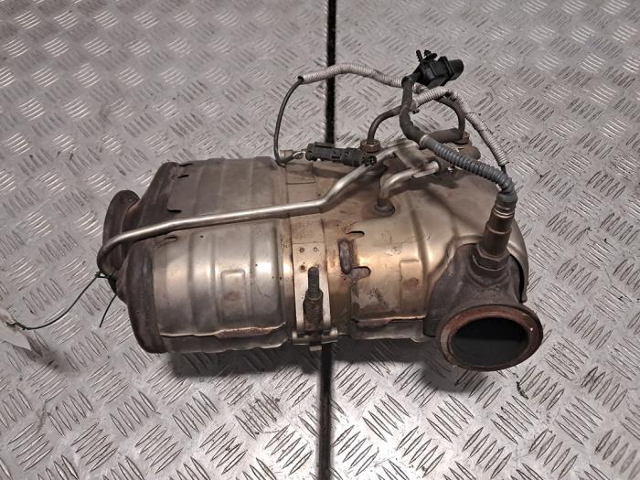 Gebrauchte Rußfilter Volvo V50 (MW) 2.0 D3 20V Preis € 484,00 Mit Mehrwertsteuer angeboten von De Jonghe Recuparts