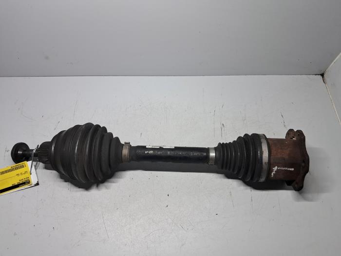 Gebrauchte Antriebswelle links vorne Audi A4 (B8) 2.0 TDI 16V Quattro Preis € 90,75 Mit Mehrwertsteuer angeboten von De Jonghe Recuparts