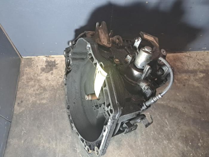 Gebrauchte Getriebe Opel Astra J (PC6/PD6/PE6/PF6) 1.7 CDTi 16V 110 Preis € 484,00 Mit Mehrwertsteuer angeboten von De Jonghe Recuparts
