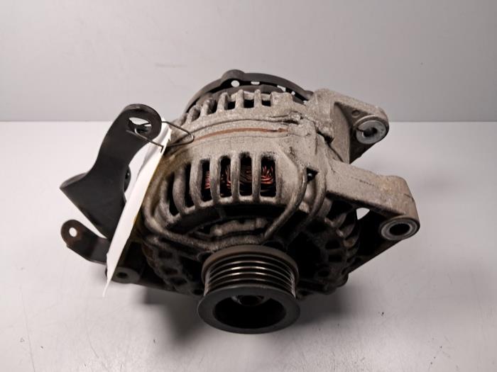 Begagnade Dynamo Opel Meriva (A) 1.6 16V Pris € 90,75 Inklusive moms erbjuds av De Jonghe Recuparts