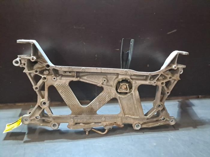 Used Subframe Volkswagen Passat (3G2) 2.0 TSI 16V Price € 181,50 Inclusive VAT offered by De Jonghe Recuparts