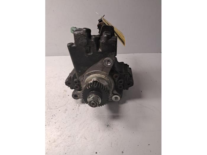 Begagnade Dieselpump Ssang Yong Korando 2.0 e-XDi 16V 4x2 Pris € 302,50 Inklusive moms erbjuds av De Jonghe Recuparts