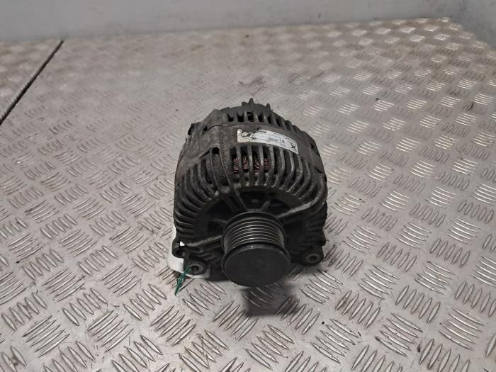 Begagnade Dynamo Volkswagen Transporter T5 2.0 BiTDI DRF Pris € 108,90 Inklusive moms erbjuds av De Jonghe Recuparts