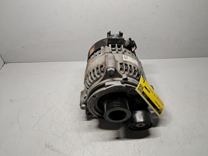 Begagnade Dynamo BMW 2 serie Gran Coupe (F44) 218i 1.5 TwinPower Turbo 12V Pris € 151,25 Inklusive moms erbjuds av De Jonghe Recuparts