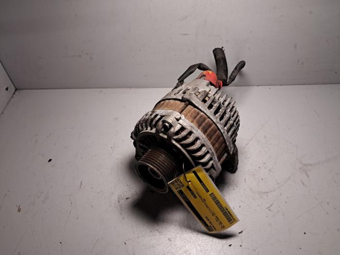 Begagnade Dynamo Nissan Cube (Z12) 1.6 16V Pris € 60,50 Inklusive moms erbjuds av De Jonghe Recuparts
