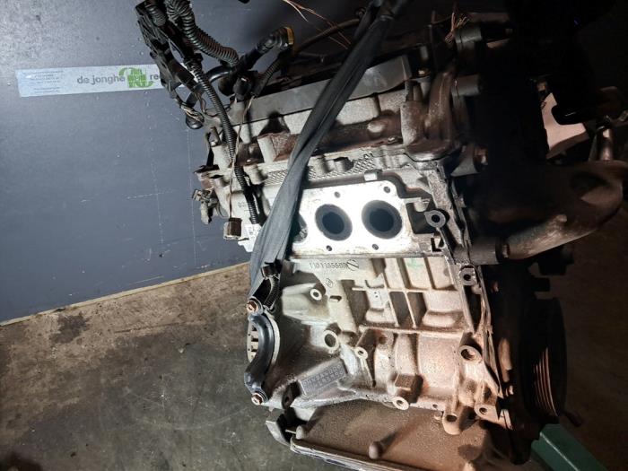 Używane Silnik Renault Twingo III (AH) 1.0 SCe 70 12V Cena € 786,50 Z VAT oferowane przez De Jonghe Recuparts