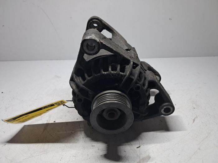 Used Dynamo Opel Corsa C (F08/68) 1.0 12V Price € 48,40 Inclusive VAT offered by De Jonghe Recuparts