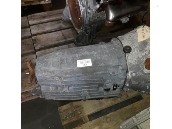 Usagé Boite de vitesses Mercedes S (W220) 5.0 S-500 V8 24V Prix € 550,00 Règlement à la marge proposé par EU Engines & Parts BV