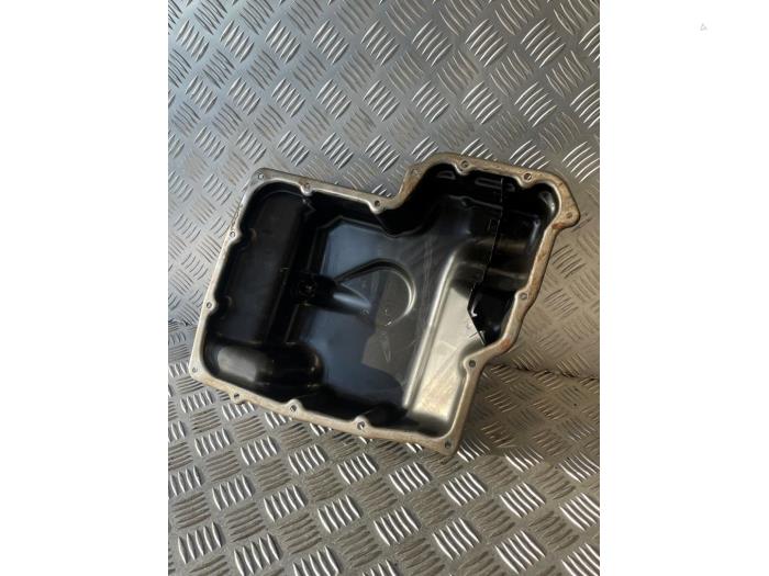 Usagé Couvercle carter Ford Transit Custom 2.2 TDCi 16V Prix € 45,00 Règlement à la marge proposé par EU Engines & Parts BV
