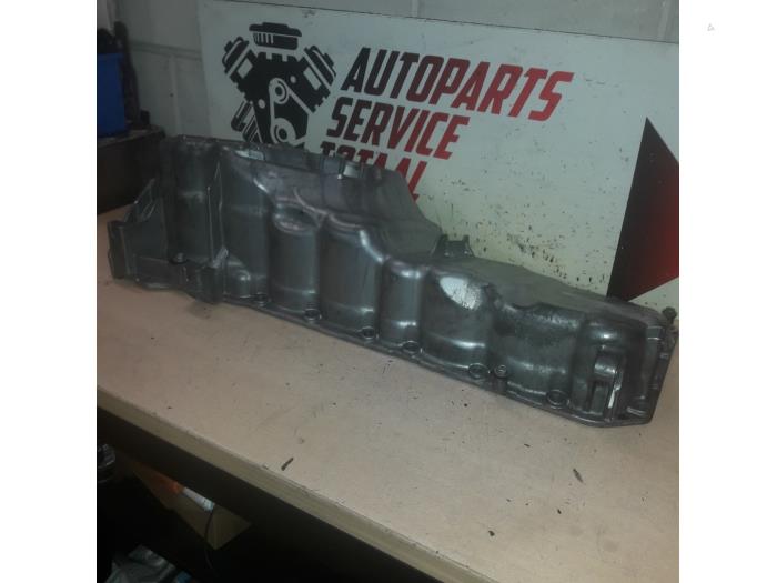 Gebrauchte Ölwanne BMW 5 serie Touring (F11) 535d 24V Preis € 250,00 Margenregelung angeboten von EU Engines & Parts BV