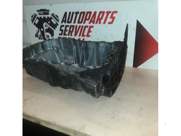 Gebrauchte Ölwanne Renault Trafic New (JL) 1.9 dCi 82 16V Preis € 30,00 Margenregelung angeboten von EU Engines & Parts BV