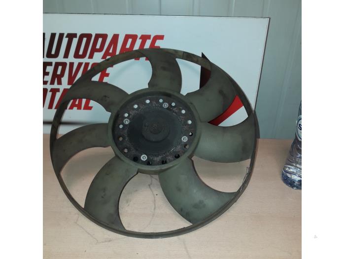Używane Wentylator Ford Transit 2.2 TDCi 16V Cena € 50,00 Procedura marży oferowane przez EU Engines & Parts BV