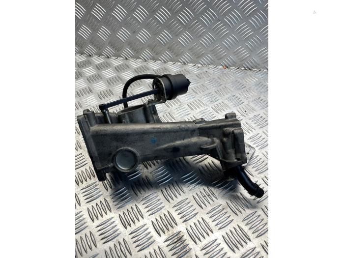 Usagé Boîtier thermostat Opel Zafira Tourer (P12) 2.0 CDTI 16V 165 Ecotec Prix € 75,00 Règlement à la marge proposé par EU Engines & Parts BV