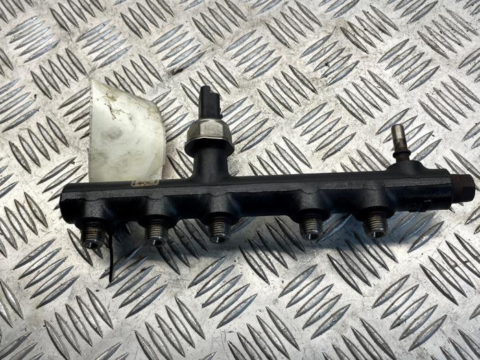 Usagé Système d'injection Citroen Jumpy 2.0 Blue HDI 120 Prix € 75,00 Règlement à la marge proposé par EU Engines & Parts BV