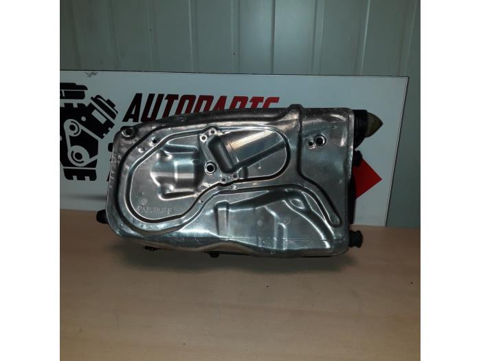 Gebrauchte Luftfiltergehäuse Mercedes E (W212) E-250 CDI 16V BlueEfficiency 4-Matic Preis € 50,00 Margenregelung angeboten von EU Engines & Parts BV