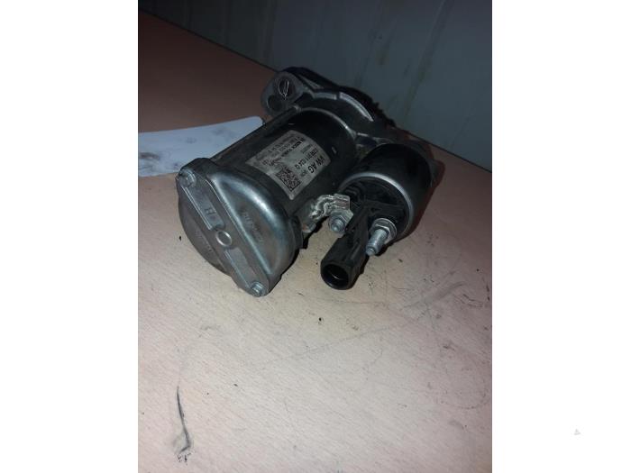 Begagnade Startmotor Volkswagen Golf VIII (CD1) 1.5 eTSI 16V Pris € 45,00 Marginaltabell erbjuds av EU Engines & Parts BV