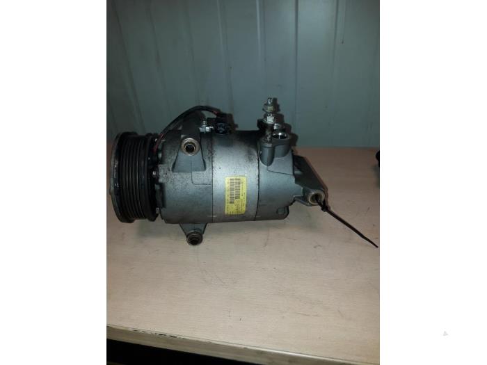 Gebrauchte Klimapumpe Ford Transit Custom 2.2 TDCi 16V Preis € 100,00 Margenregelung angeboten von EU Engines & Parts BV