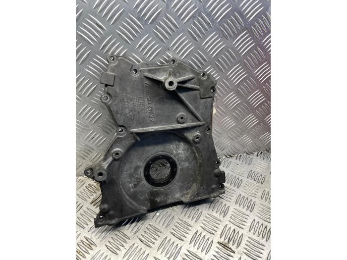 Usagé Couvercle de distribution Mercedes Vito (639.6) 3.0 122 CDI V6 24V Prix € 50,00 Règlement à la marge proposé par EU Engines & Parts BV