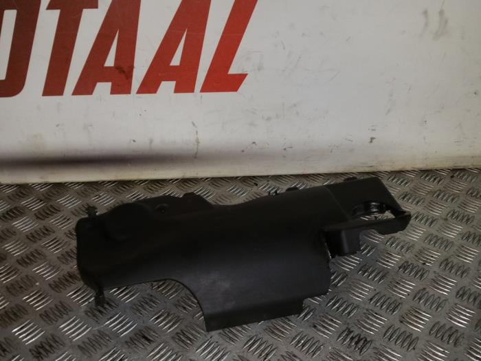 Gebrauchte Abdeckblech Motor Mercedes Sprinter 3,5t (906.63) 518 CDI 24V Preis € 35,00 Margenregelung angeboten von EU Engines & Parts BV