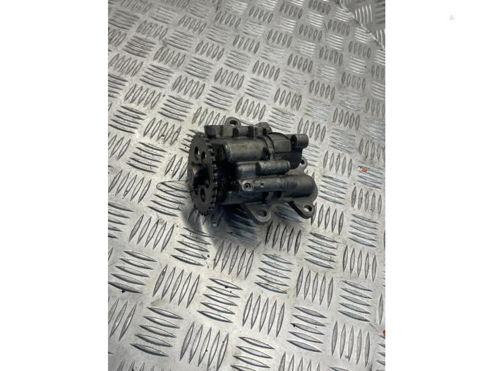 Gebrauchte Ölpumpe Ford Transit Custom 2.2 TDCi 16V Preis € 50,00 Margenregelung angeboten von EU Engines & Parts BV
