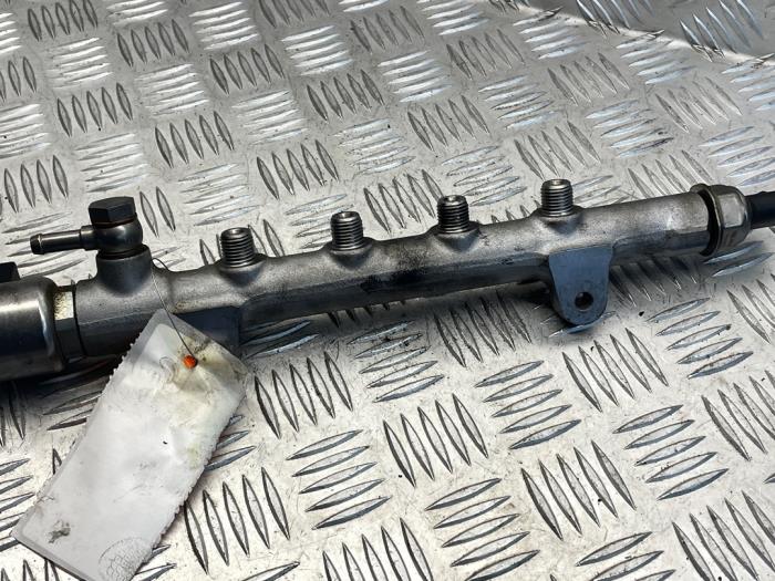 Usagé Système d'injection Mercedes B (W246/W242) 2.1 B-200 CDI BlueEFFICIENCY, B-200d 16V Prix € 50,00 Règlement à la marge proposé par EU Engines & Parts BV