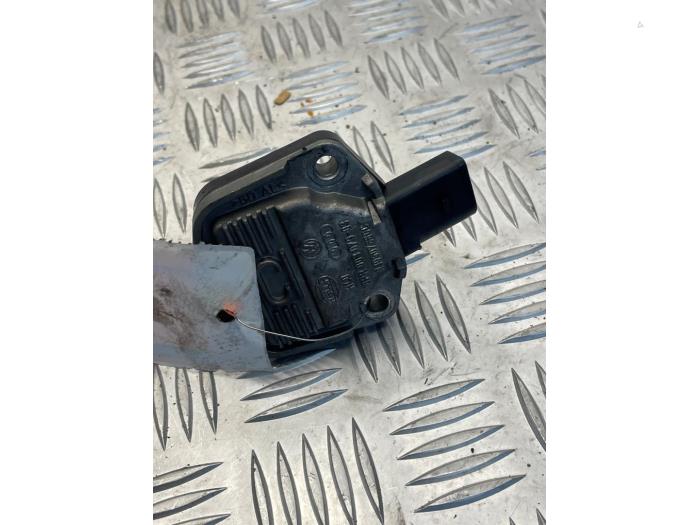 Begagnade Oljenivåsensor Volkswagen Polo V (6R) 1.4 GTI 16V Pris € 20,00 Marginaltabell erbjuds av EU Engines & Parts BV