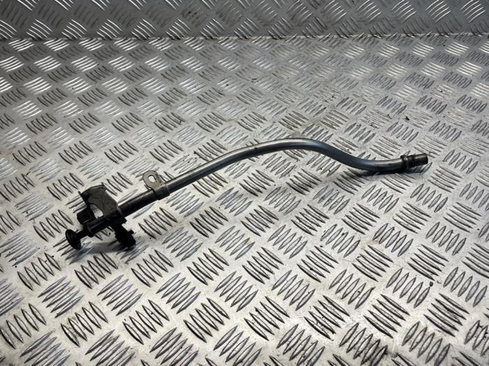 Gebrauchte Ölmessstab Mercedes Vito (447.6) 1.7 110 CDI 16V Preis € 20,00 Margenregelung angeboten von EU Engines & Parts BV