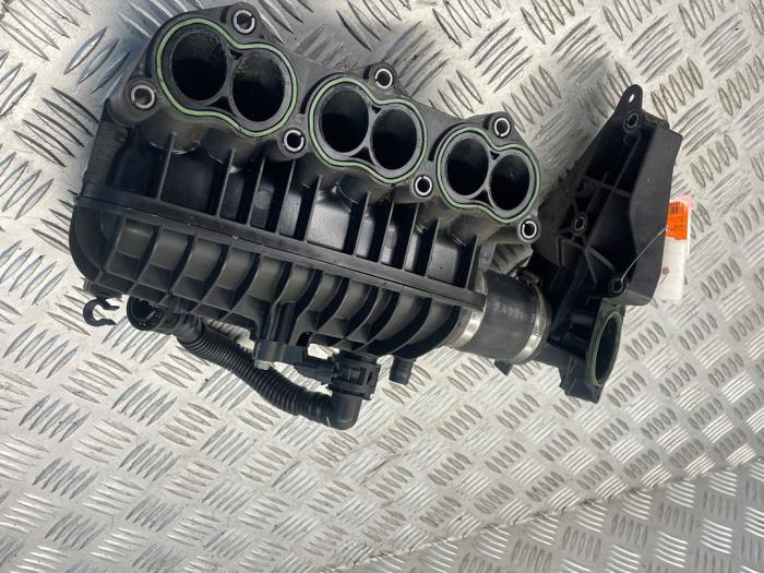Gebrauchte Ansaugbrugge Ford Fiesta 6 (JA8) 1.0 EcoBoost 12V 100 Preis € 60,00 Margenregelung angeboten von EU Engines & Parts BV