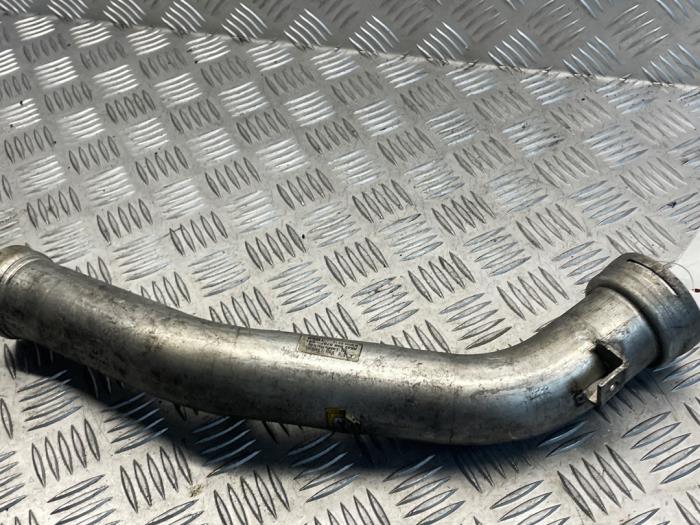 Gebrauchte Intercooler Rohr Mercedes E (W211) 3.2 E-320 V6 18V Preis € 25,00 Margenregelung angeboten von EU Engines & Parts BV