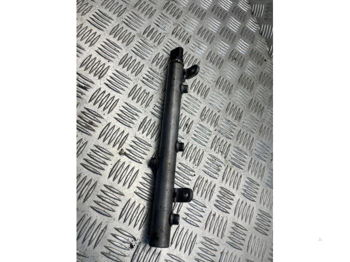 Usagé Système d'injection Mercedes C (W204) 3.0 C-320 CDI V6 24V Prix € 50,00 Règlement à la marge proposé par EU Engines & Parts BV