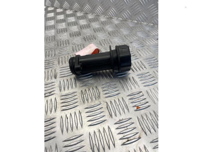 Gebrauchte Öl Füllrohr Fiat Ducato (250) 2.3 D 130 Multijet Minibus Extralongo Preis € 30,00 Margenregelung angeboten von EU Engines & Parts BV