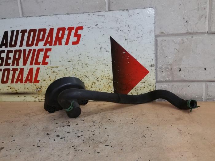 Gebrauchte Öl Füllrohr Renault Master III (MA/MB/MC/MD/MH/MF/MG/MH) 2.3 dCi 150 16V Preis € 30,00 Margenregelung angeboten von EU Engines & Parts BV