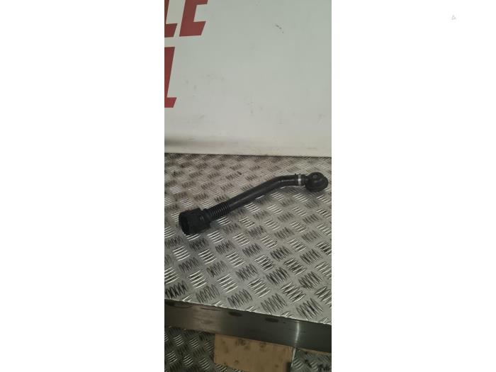 Gebrauchte Öl Füllrohr Mercedes Sprinter 3,5t (906.63) 316 CDI 16V 4x4 Preis € 25,00 Margenregelung angeboten von EU Engines & Parts BV