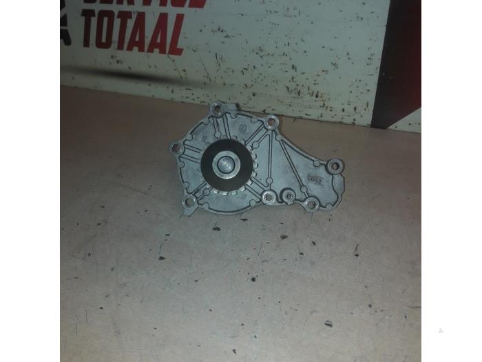 Begagnade Vattenpump Ford Focus 3 1.6 TDCi Pris € 25,00 Marginaltabell erbjuds av EU Engines & Parts BV