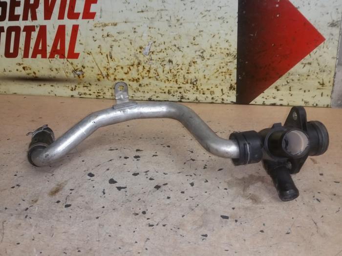 Begagnade Vattenrör Ford Fiesta 7 1.0 EcoBoost 12V 100 Pris € 30,00 Marginaltabell erbjuds av EU Engines & Parts BV