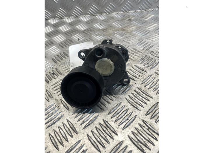 Gebrauchte Spanrolle multiriem Mercedes E (W212) E-220 CDI 16V BlueEfficiency Preis € 25,00 Margenregelung angeboten von EU Engines & Parts BV