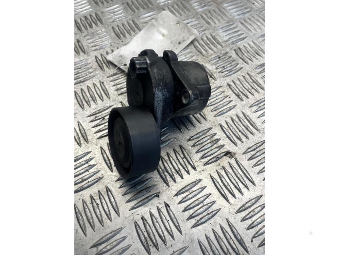 Gebrauchte Spannrolle Multiriemen Mercedes Sprinter 3,5t (906.63) 210 CDI 16V Euro 5 Preis € 25,00 Margenregelung angeboten von EU Engines & Parts BV