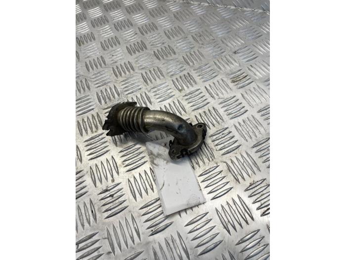 Gebrauchte AGR Rohr Opel Vivaro 2.0 CDTI 122 Preis € 20,00 Margenregelung angeboten von EU Engines & Parts BV