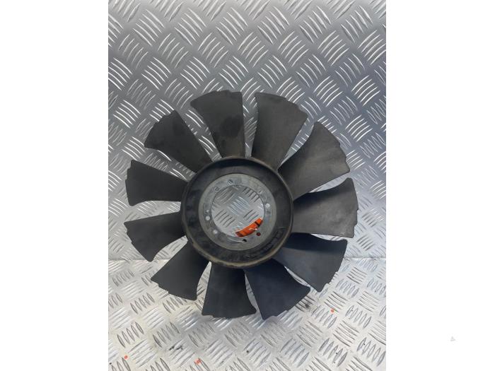 Używane Wentylator Iveco New Daily III 35C10V 2.3 HPI Unijet 16V Cena € 45,00 Procedura marży oferowane przez EU Engines & Parts BV