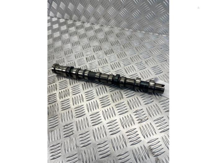 Usagé Arbre à cames Mercedes C (W204) 1.8 C-200 CGI 16V Prix € 100,00 Règlement à la marge proposé par EU Engines & Parts BV