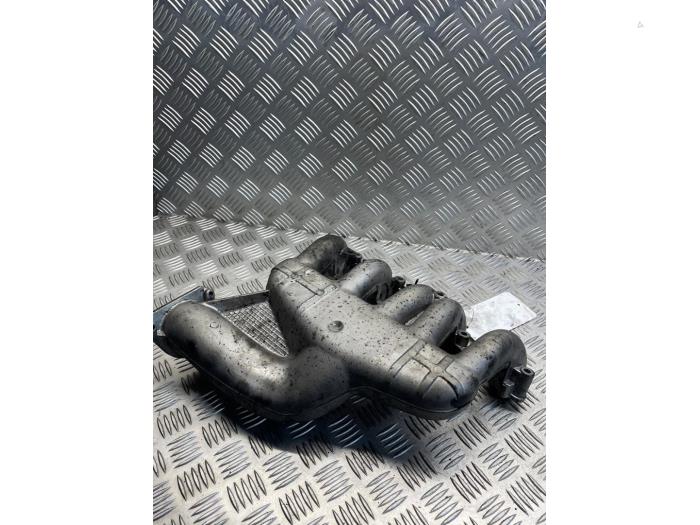 Usados Colector de admisión Volkswagen Transporter/Caravelle T5 2.5 TDi Precio € 75,00 Norma de margen ofrecido por EU Engines & Parts BV